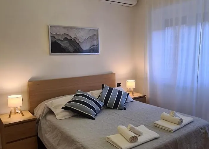 San Camillo - Forlanini Apartman *